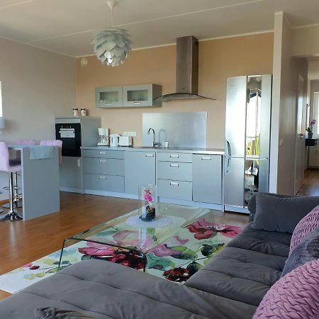 Seaview Apartment Parnu Luaran gambar