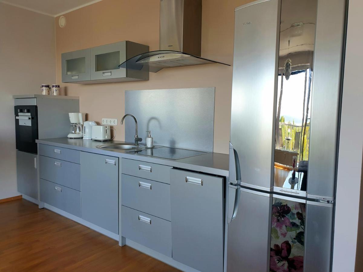 Seaview Apartment Parnu Luaran gambar