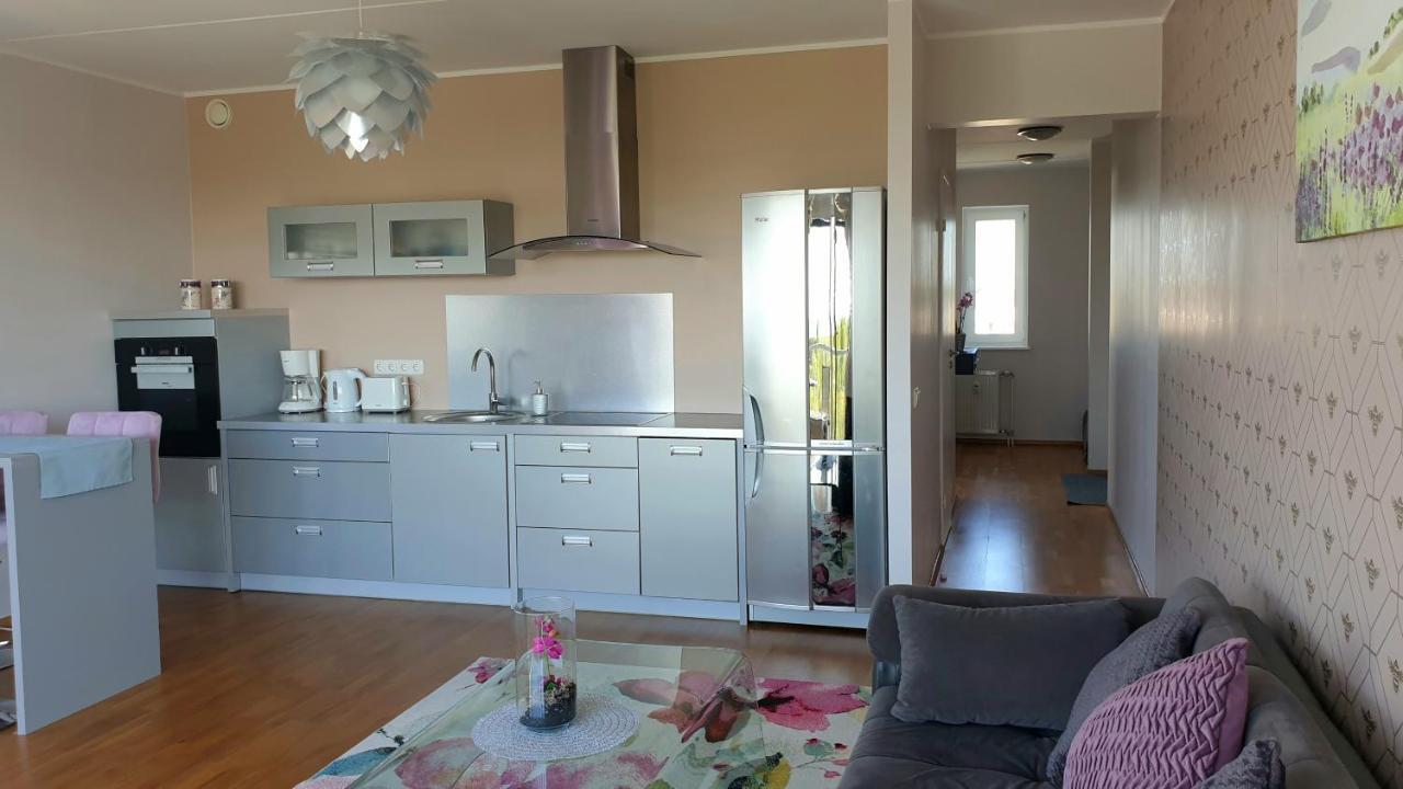 Seaview Apartment Parnu Luaran gambar