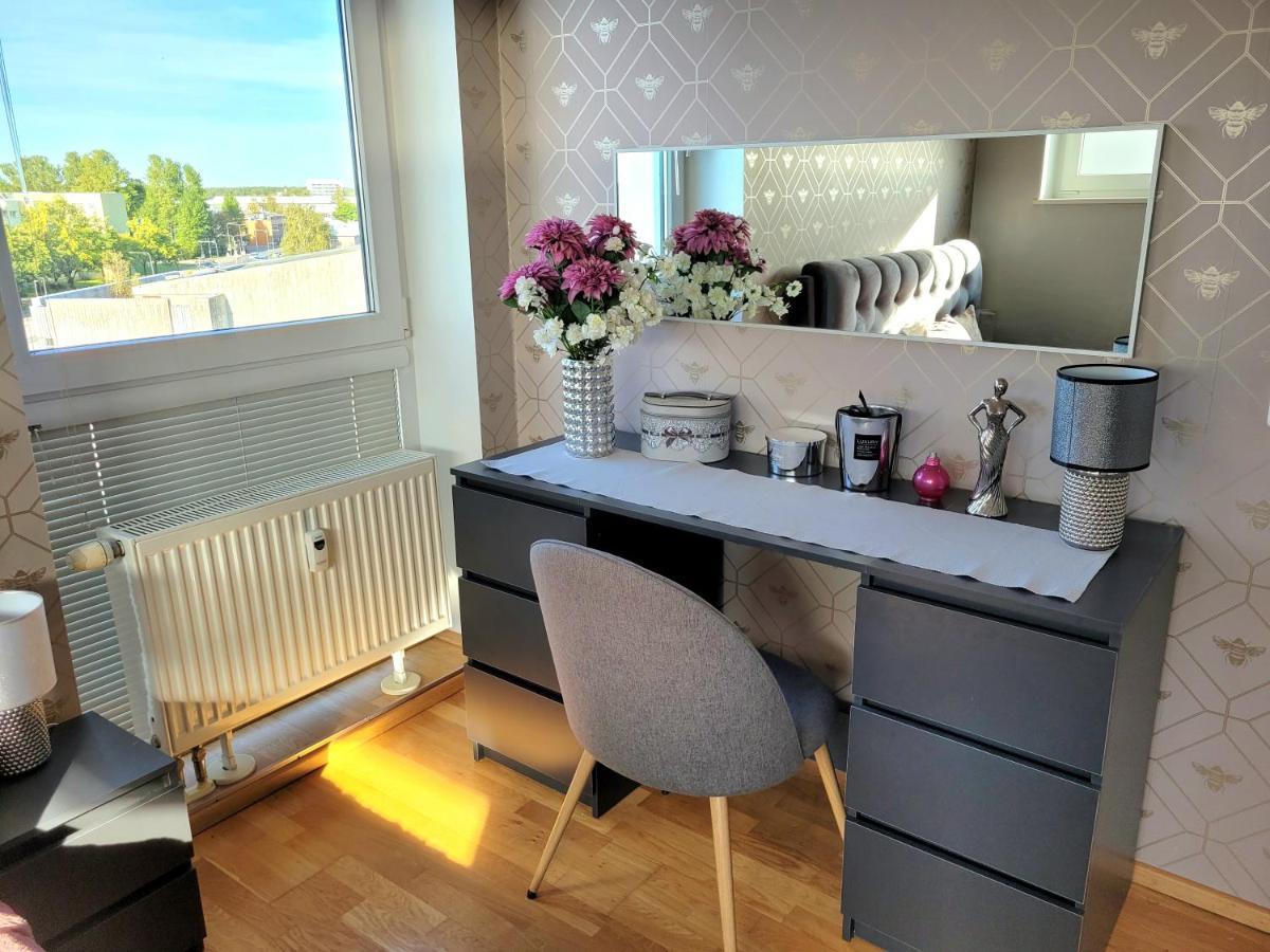 Seaview Apartment Parnu Luaran gambar
